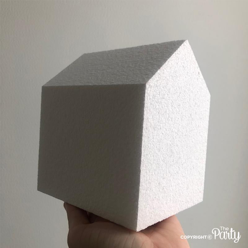 Foam cake in barn shape – The Party, Dubai