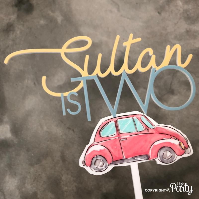 Vintage car cake topper – The Party, Dubai